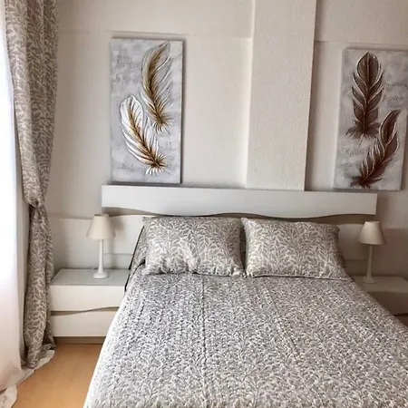 Playa Americas Front Line Apartment